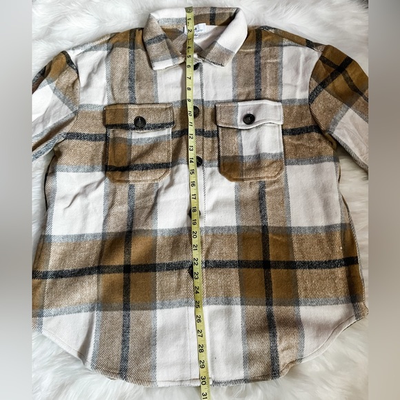 Women’s Shacket | Urban Daisy Plaid Shacket NWT - Picture 8 of 11
